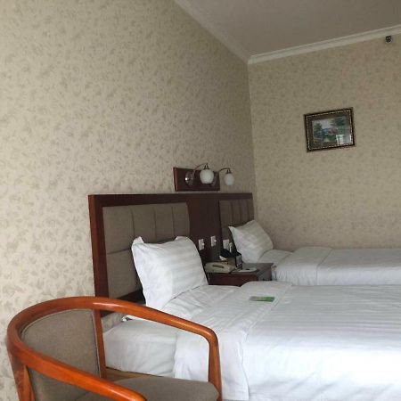 Jingbin Hotel Pékin  Extérieur photo